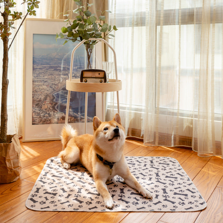 Instantly Absorbent Pet Urine Pad Non-Slip And Easy-Dry Cat Training Pad Can Be Washed And Reused Pet Urine Pad