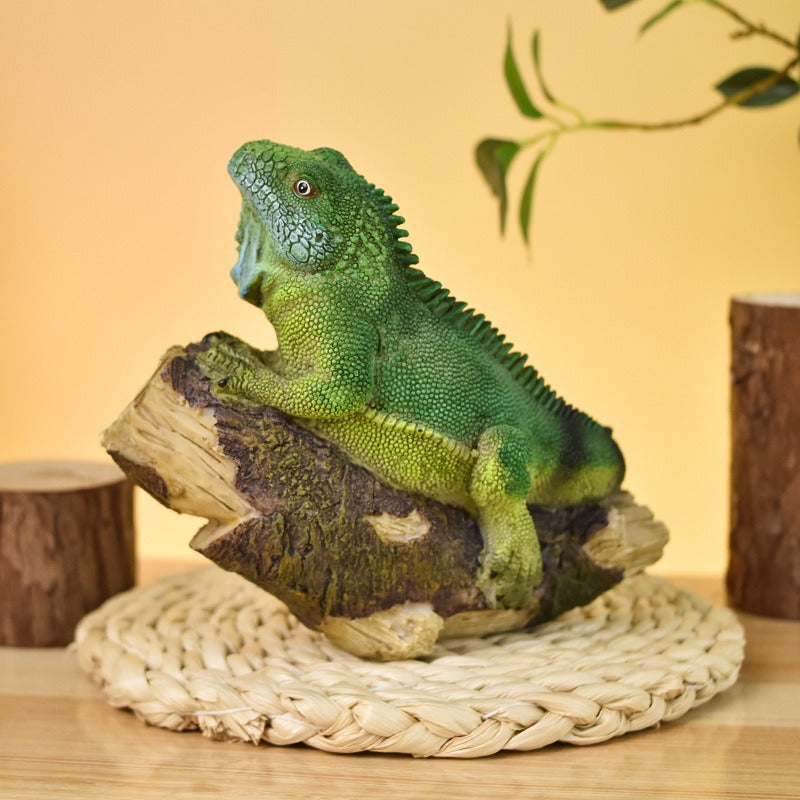 Lizard ornament home living room wine cabinet