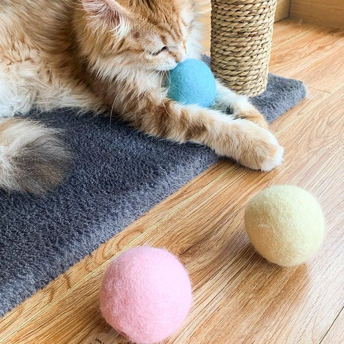 Catnip Cat Play Ball